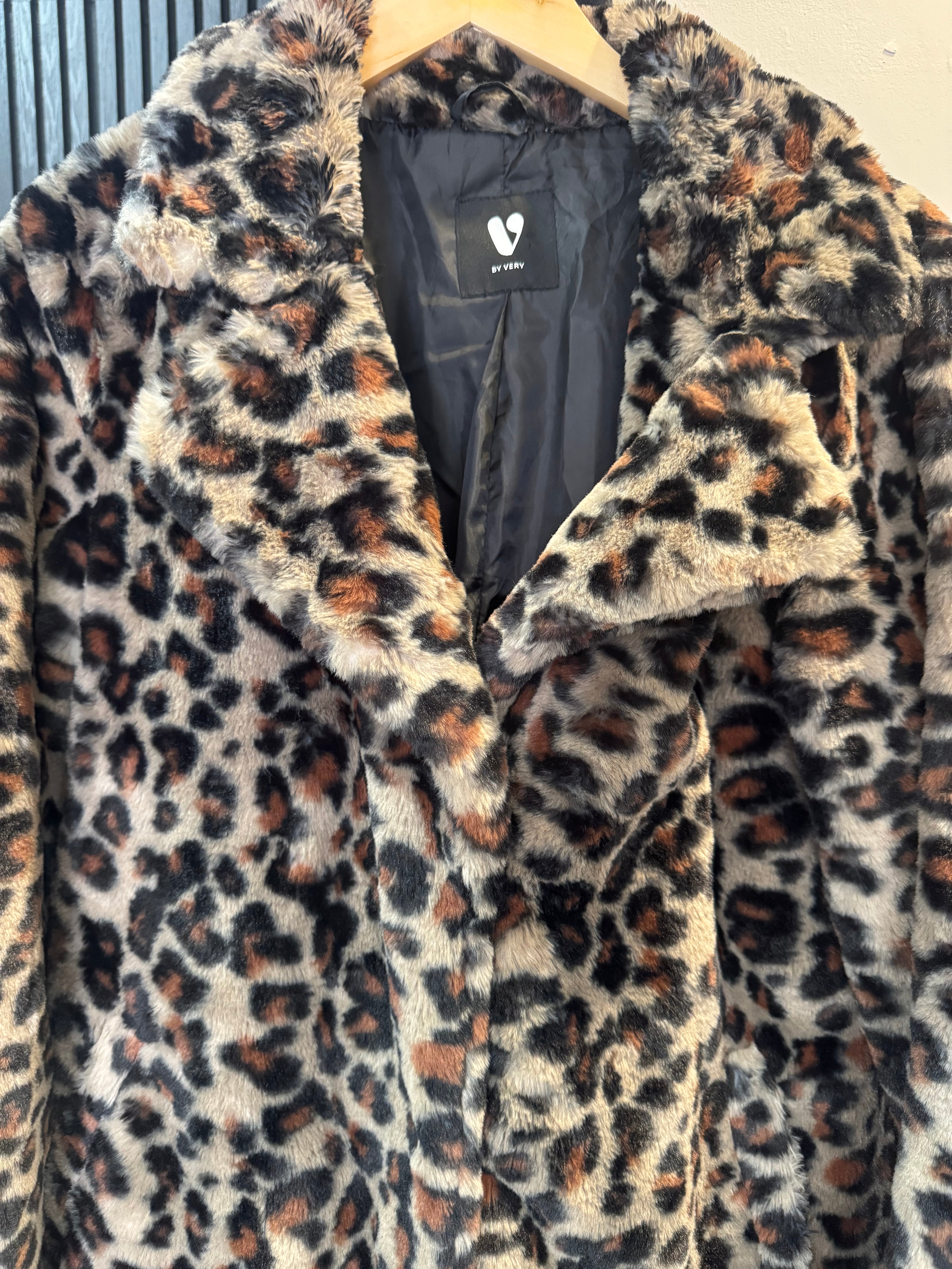Very Leopard Print Faux Fur Coat – Size 12