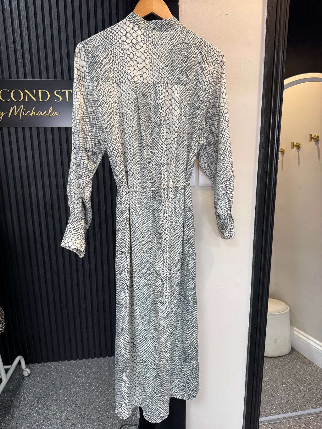 H&M Snakeskin Print Tie-Waist Midi Dress – Size XS