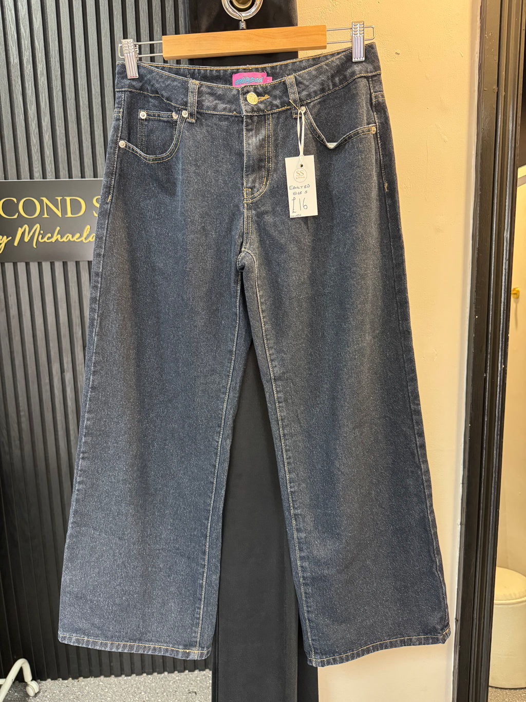 Edikted Dark Wash Wide Leg Jeans – Size S